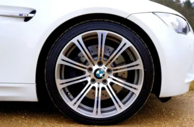 BMW M3 EV i Jensen Interceptor GTX: koncepty lipca 2026 - featured image