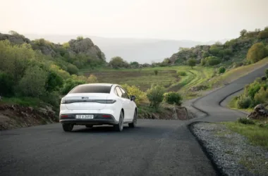 BYD Qin Max ładuje do 97% w 9 minut. Megawat w sedanie - featured image