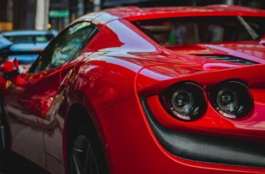 Ferrari Luce, Xpeng L03 i McLaren P50: premiery lipca 2026 - featured image