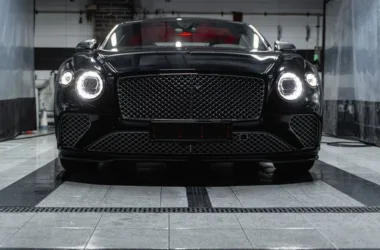 Nowe elektryki 2026: Bentley Torcal, Geely EX2 i kryzys AMG - featured image