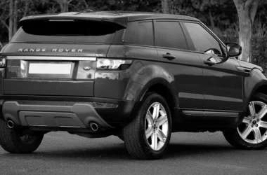 Elektryczne SUV-y 2026: Range Rover, Bentley, Volvo - featured image