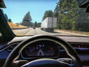 Tesla FSD, Waymo i Aurora: autonomia w lipcu 2026 - featured image
