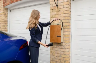 Wallbox w domu: tańsze ładowanie, smart programy i VAT - featured image