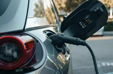 Nowe auta nadchodzące do Europy – sierpień 2026 - featured image