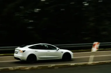 Nowe elektryki – sierpień 2026: Fathom, iX3, Gravity GT-S - featured image