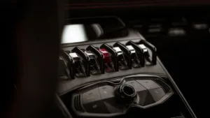 Lamborghini Revuelto SV i Buick Electra L7 – sierpień 2026 - featured image