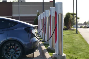Tesla odwołuje 3 mln aut w Chinach – sierpień 2026 - featured image