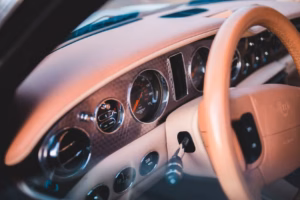 Bentley Torcal i Renault 8 Gordini – wrzesień 2026 - featured image