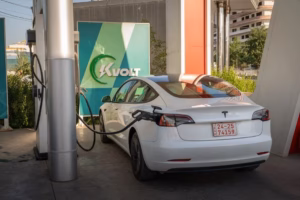 Tesla kontra chińska konkurencja – wrzesień 2026 - featured image