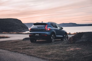 Volvo XC40 z Gemini AI, Tesla Cybercab i eVTOL – wrzesień 2026 - featured image