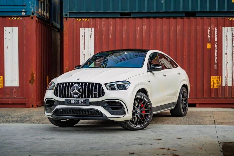 Mercedes GLE, GLS i BMW iX3 M60 – październik 2026 - featured image